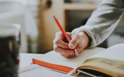 Menulis Sebagai Kunci Ekspresi: Literasi Tulis