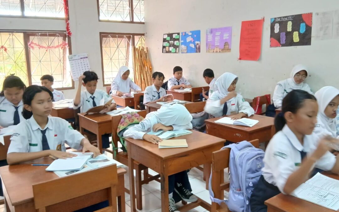 Pembiasaan Pagi di SMP Negeri 8 Kota Surakarta: Membangun Karakter dan Budaya Literasi