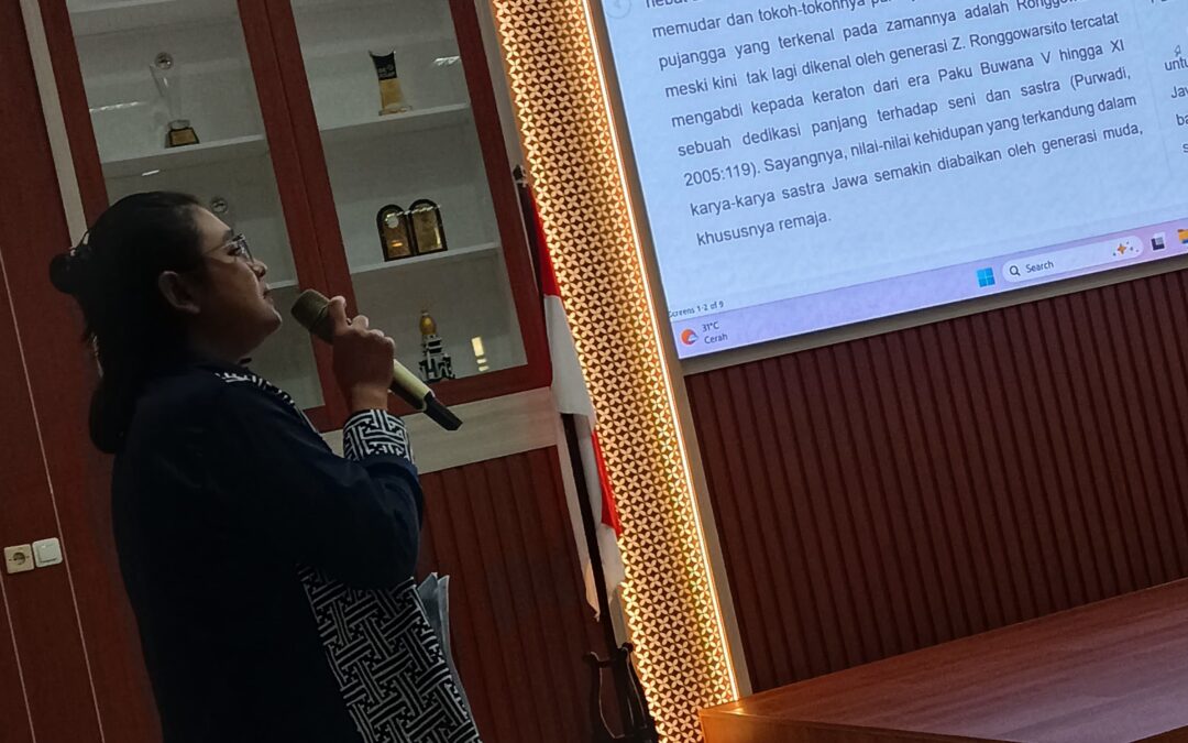 “Surakarta Butuh Pujangga”, Ibu Dewi Puspita Sari Tampilkan Gagasan Kuat dalam Bintek Kepenulisan Tahap 3